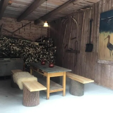 In Bohemian With Shared Pool, Cleaning Included * Stupná